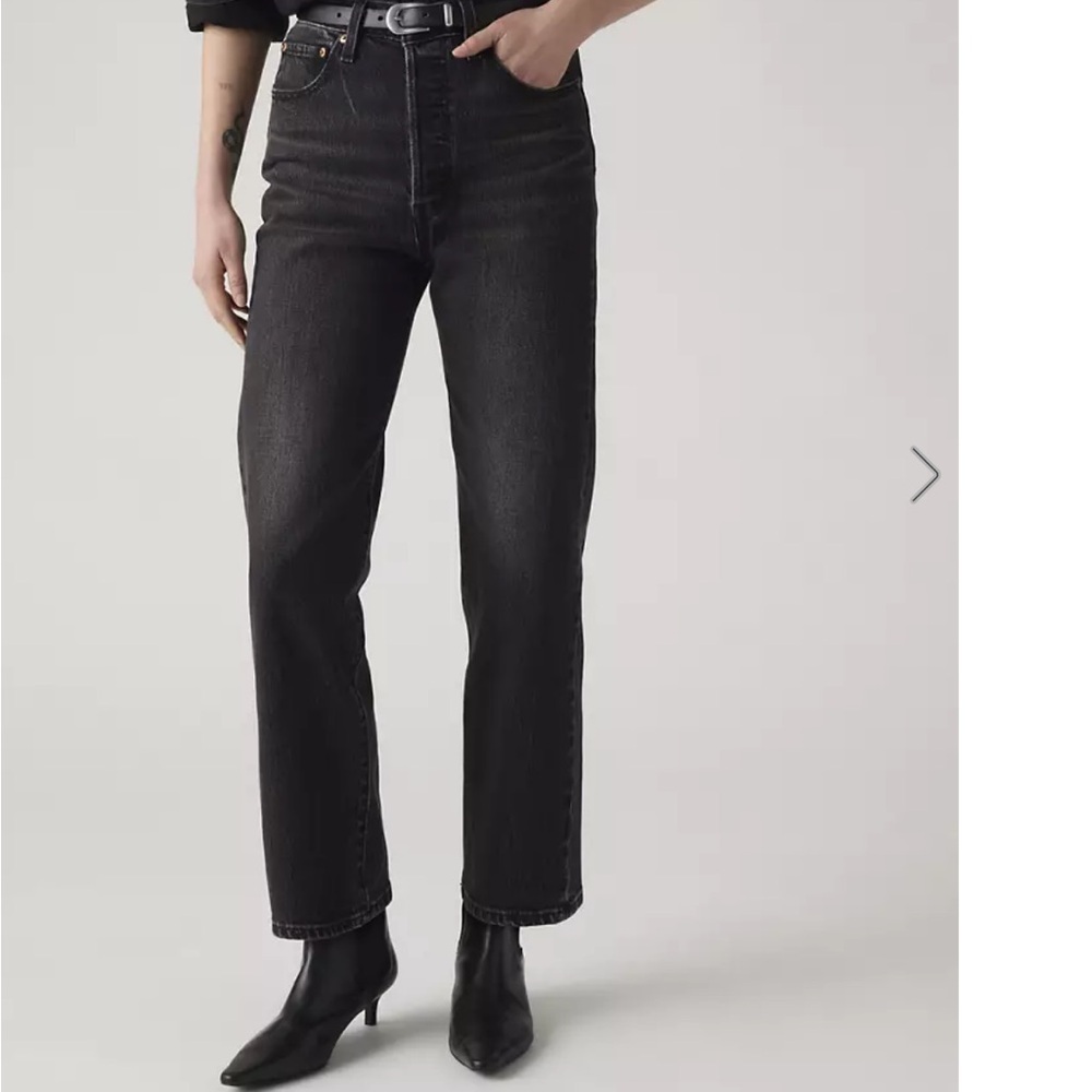 Levis Ribcage Straight Ankle